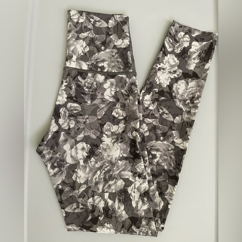 Aerie Goals Hi-Rise 7/8 legging size XS short inseam
